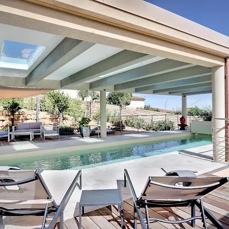 Villa Magnifique Avec Une Vue Splendide, Pres Des Plages *